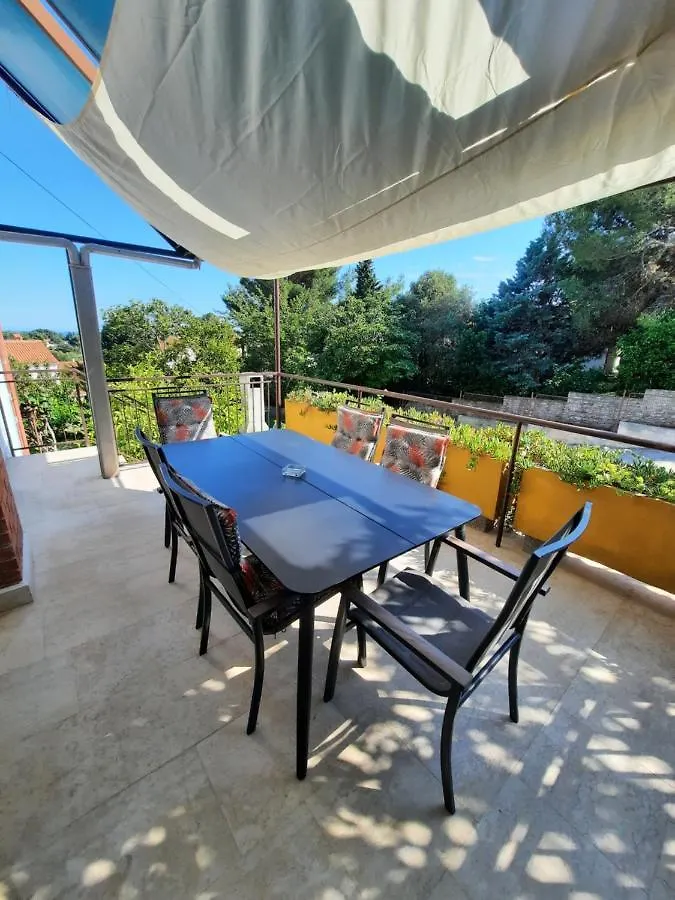 Appartement Appartements Lena. Premantura