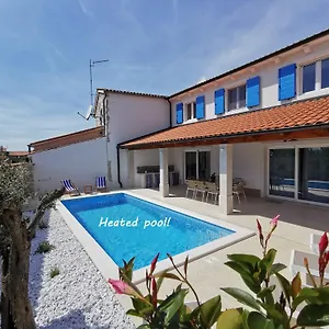 Blue Istria Burići