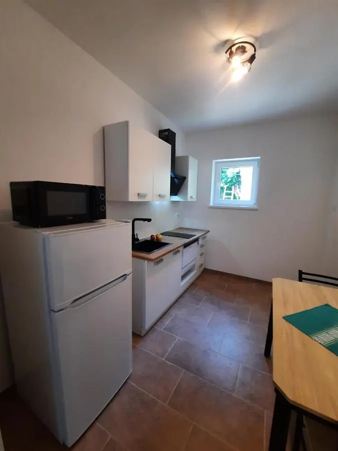 Appartements Lena. Premantura Apartment